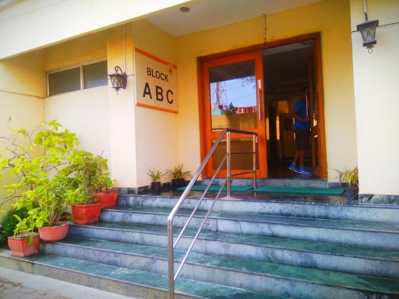 Bed and breakfast Beach Penthouse, Chennai Extérieur photo